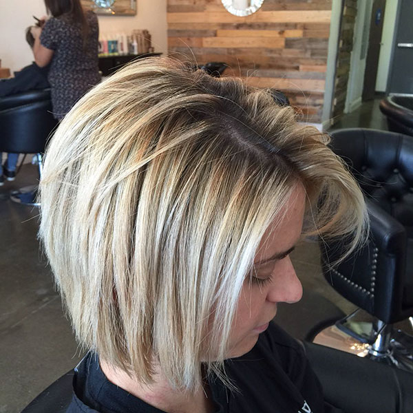 Layered Short Bob Hairstyle Pictures